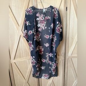Live 4 Truth | Black Floral Sheer Kimono Dolman Short Sleeve